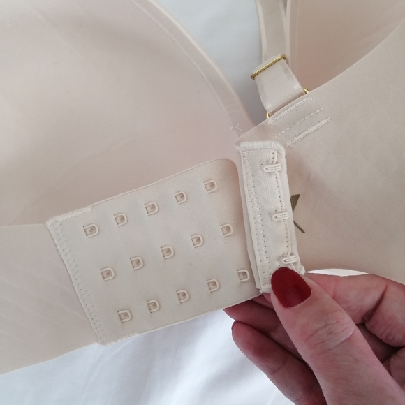 Knix WingWoman Contour Bra 0 (fits 28 DD, 28 DDD, 30 DD, 30 DDD) - Picture 11 of 16